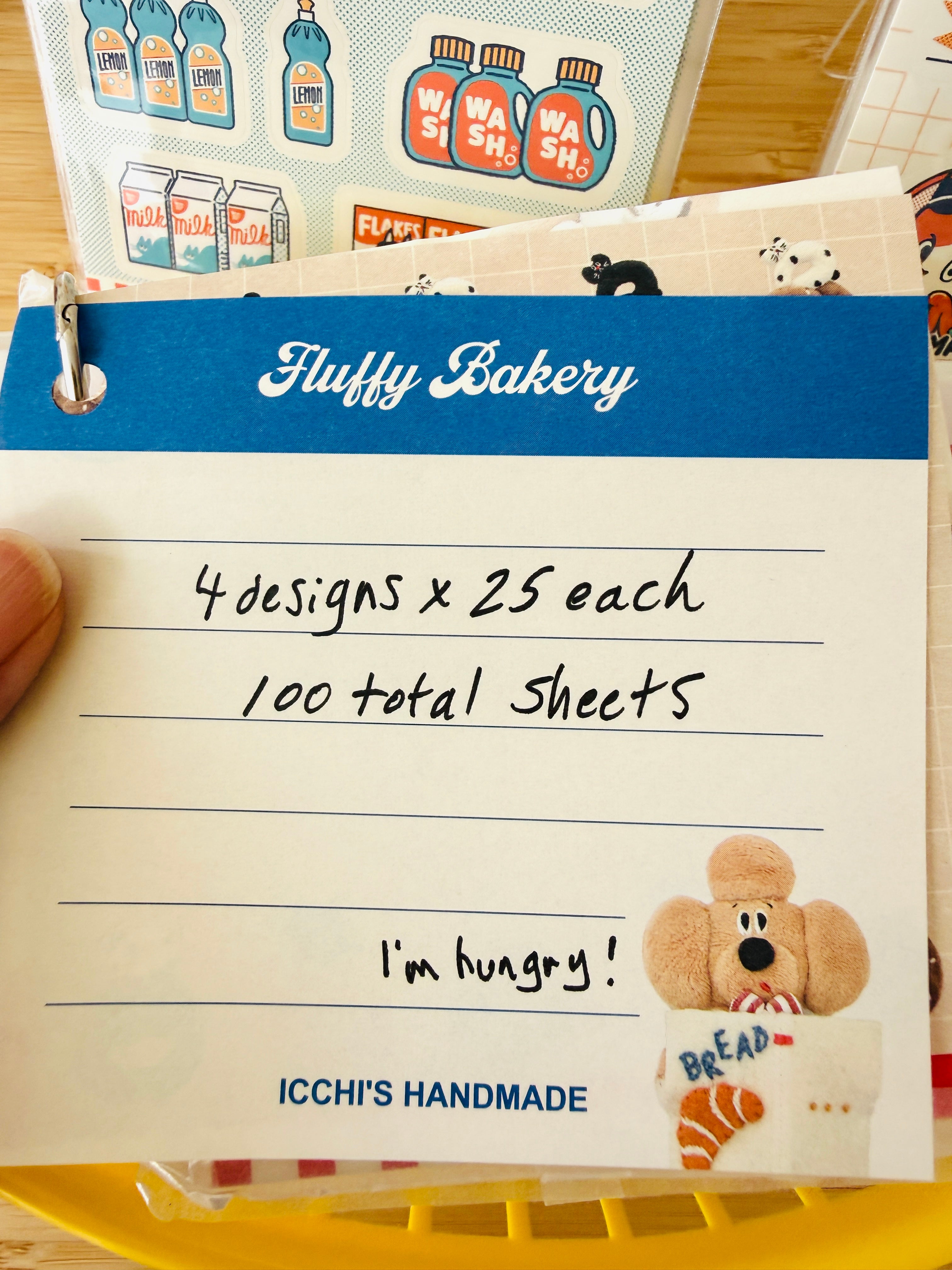 [ICCHI] Pretzel Cats (and Dogs) Memo Pad