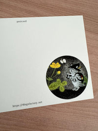 [4legs] Cat Seasons postcard