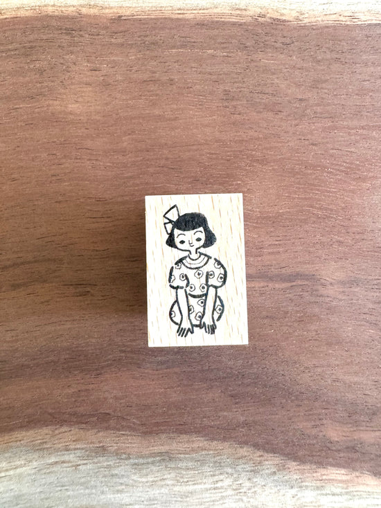 [Nobarasha] Girl Bowing Hanko rubber stamp