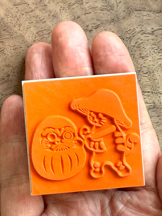 [Mushroom Cat] Daruma Painting rubber stamp x 4legs