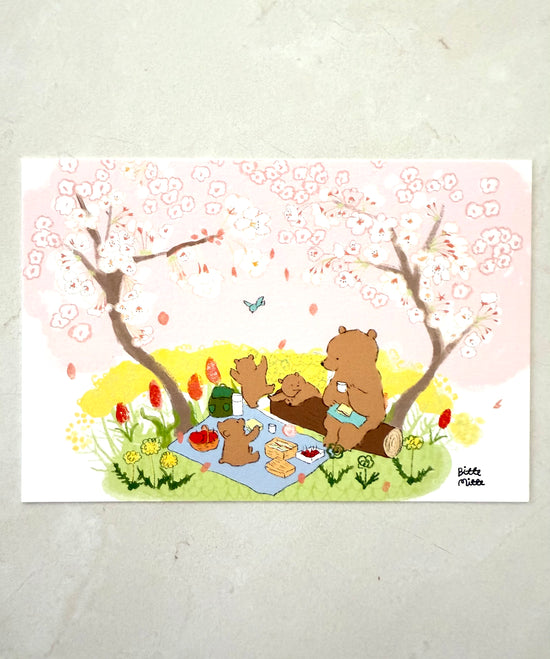 [Active] Bear’s Hanami Picnic x Momoro postcard