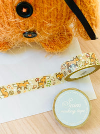 Fox and Fallen Leaves