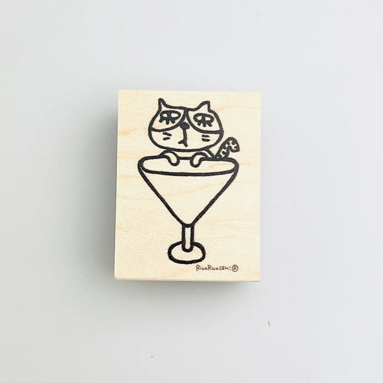 [RiraRira Hanko] Cocktail Cat rubber stamp