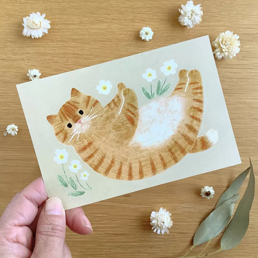 [4legs] White Blooms Tabby Cat postcard
