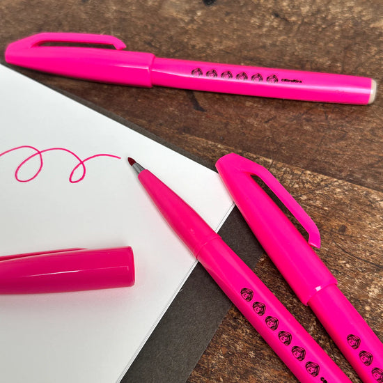 [RiraRira Hanko] Maron chan Bright Pink Sign Pen
