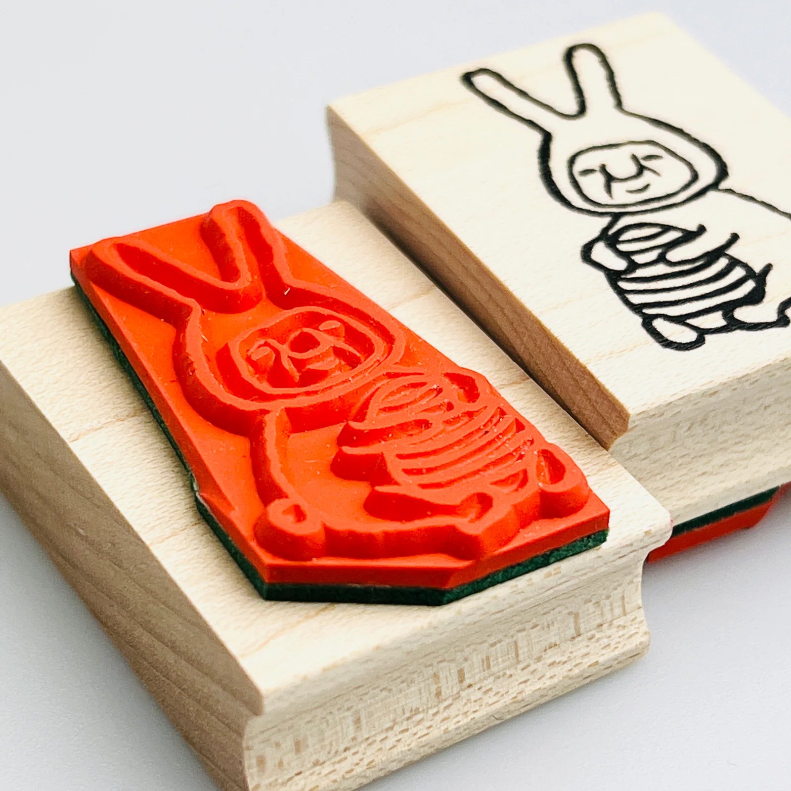 [RiraRira Hanko] Uncle Iwai Easter Bunny rubber stamp