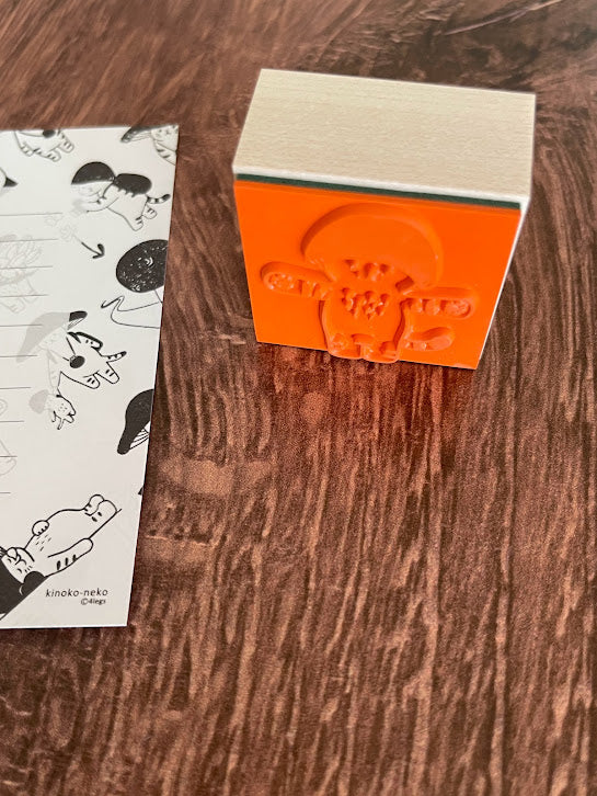 mushroom cat: Hugs! wood stamp