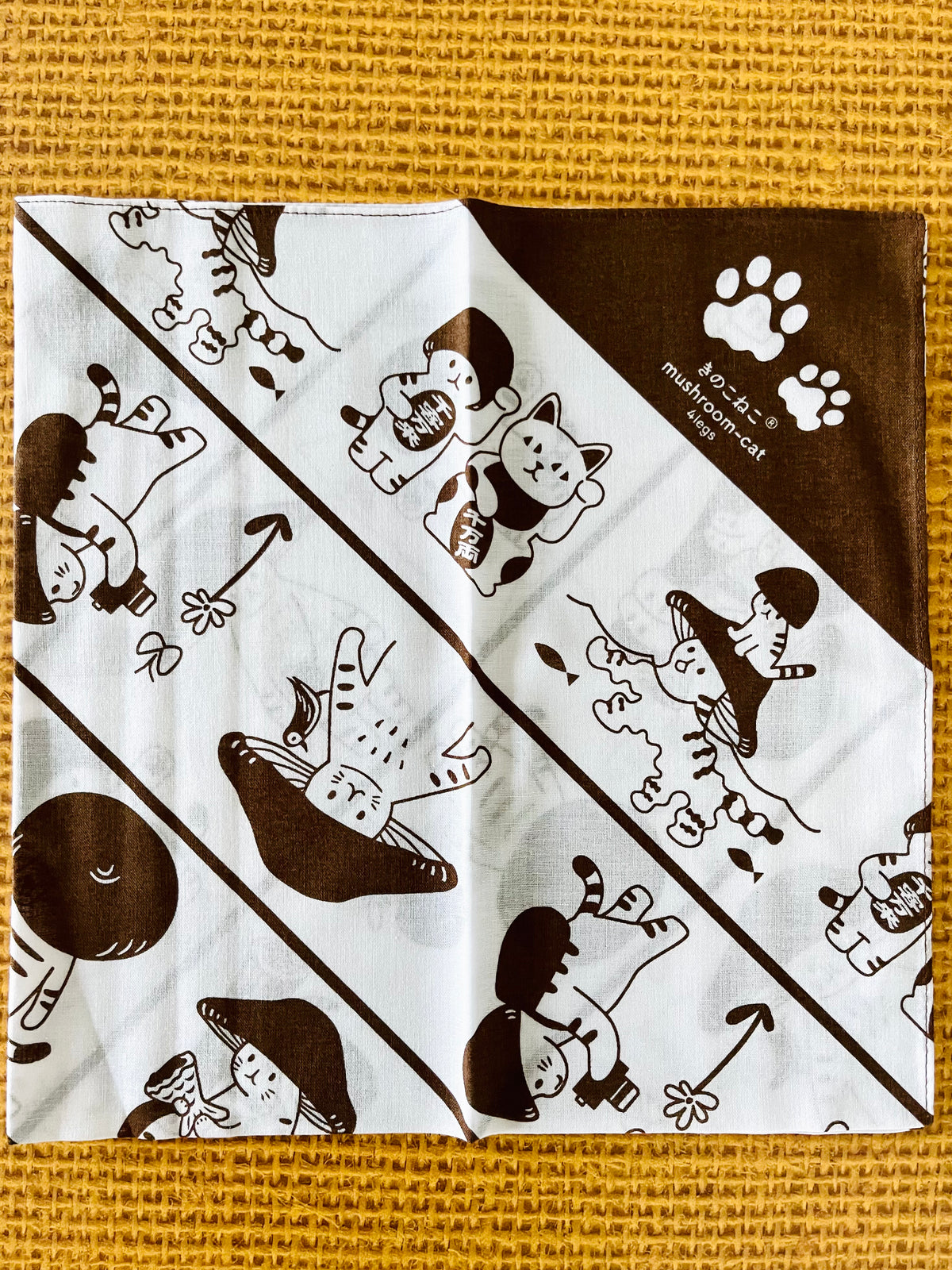 mushroom cat: Furoshiki